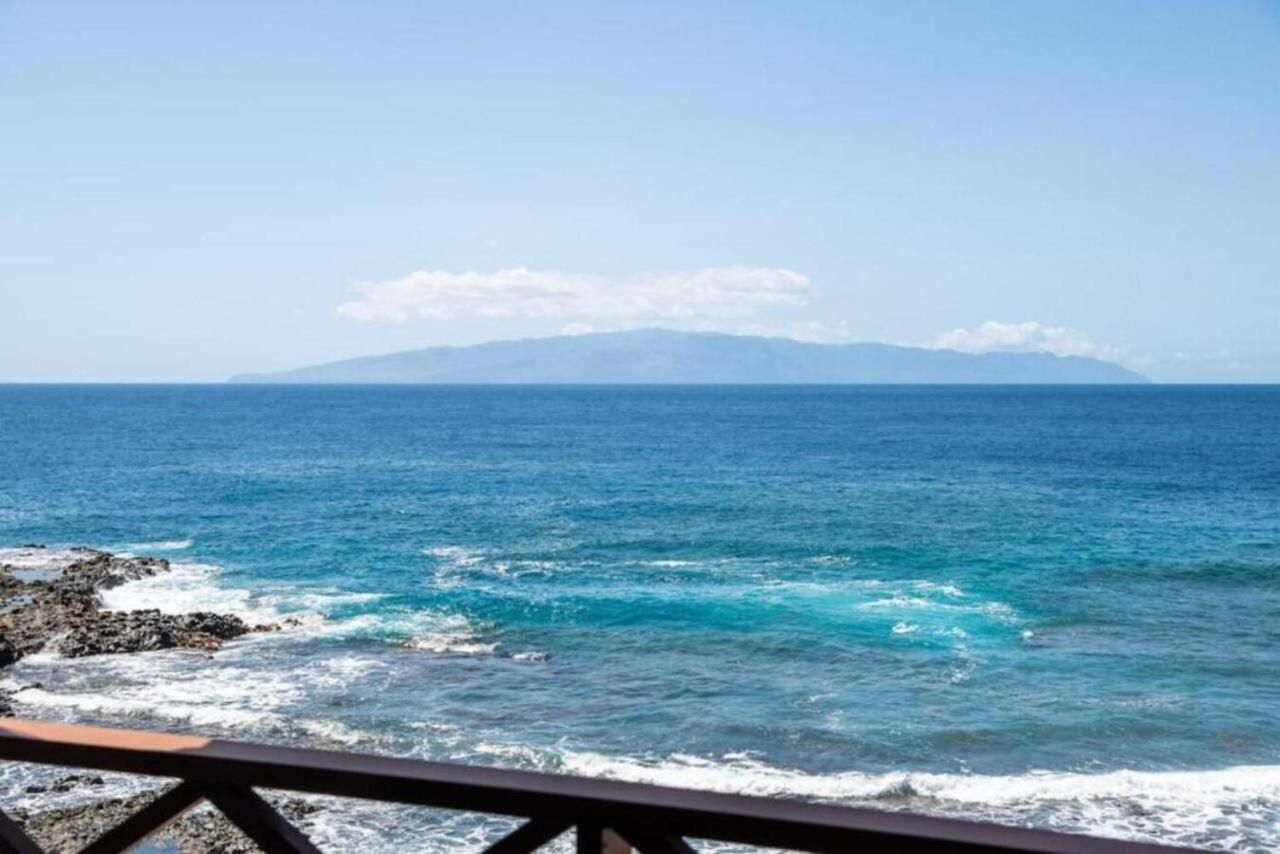 Neptuno Ocean Front Suite Puerto de Santiago  Buitenkant foto
