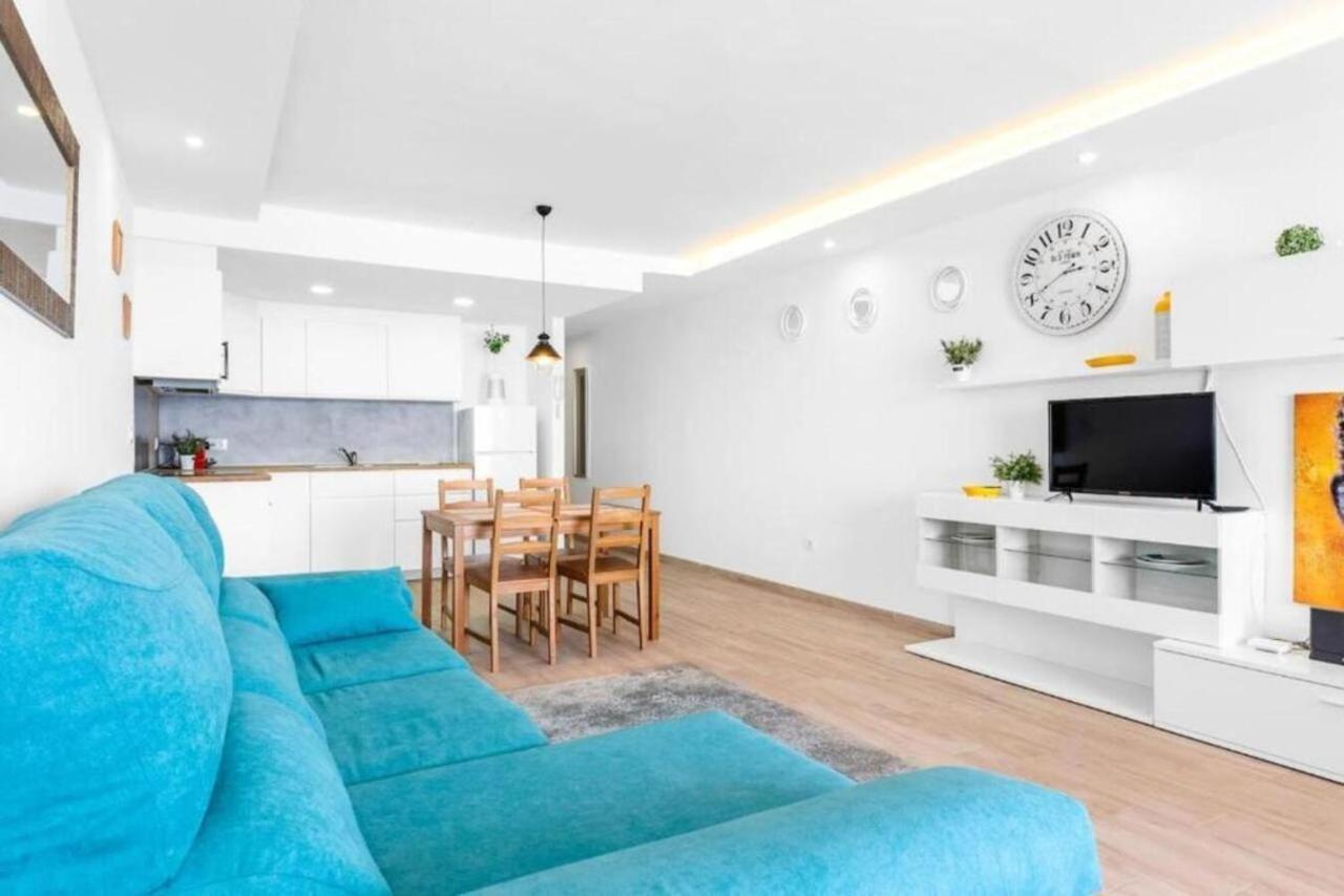 Neptuno Ocean Front Suite Puerto de Santiago  Buitenkant foto